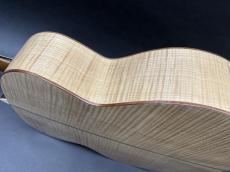 Guild GAD-JF30 / Solid Spruce Top・Solid AAAA Grade Flame Maple Side and Back・Ebony Fingerboard and Bridge・Mahogany Neck・Abalone Fingerboard Inlay【With Original Hard Case】 2008年頃製_4