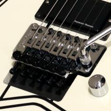Jackson X Series Rhoads RRX24, Maple Fingerboard, Snow White with Black Pinstripes_7