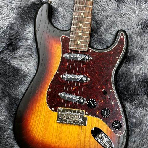 Fender Made in Japan Limited Stratocaster Raw Ash 3-Color Sunburst / Rosewood【限定モデル】