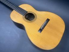Martin 00-21 / Adirondack Spruce Top・Jacaranda Side and Back・Ebony Fingerboard and Pyramid Bridge・Slotted Head・Diamond and Square Inlay・Herrings bone Rosette・Jacaranda Binding【With Hard Case】1922年製_3