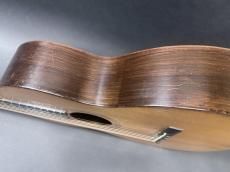Martin 00-21 / Adirondack Spruce Top・Jacaranda Side and Back・Ebony Fingerboard and Pyramid Bridge・Slotted Head・Diamond and Square Inlay・Herrings bone Rosette・Jacaranda Binding【With Hard Case】1922年製_5