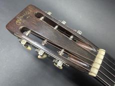 Martin 00-21 / Adirondack Spruce Top・Jacaranda Side and Back・Ebony Fingerboard and Pyramid Bridge・Slotted Head・Diamond and Square Inlay・Herrings bone Rosette・Jacaranda Binding【With Hard Case】1922年製_9