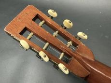 Martin -28 New York 1893 / Adirondack Spruce Top・Jacaranda Side and Back・Slotted Head・Ebony Fingerboard and Pyramid Bridge・Spanish Cedar Neck・Herrings bone Purfling・Ivoroid Binding【With Original Coffin Case】_10