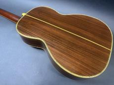 Martin 00-45 1985年製 / Solid Spruce Top・Solid Rosewood Side and Back・Slotted Head・Vertical Logo・Separate Peg・Hexagon Inlay・Style 45 Abalone Trim and Rosette・Ebony Fingerboard and Bridge・Black Pick guard_7