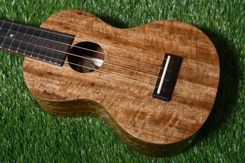 Uma ukulele UMGO-S Soprano