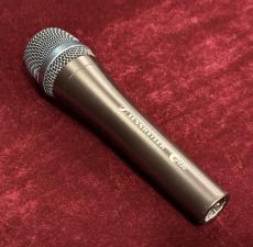 SENNHEISER e935
