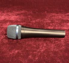 SENNHEISER e935_7
