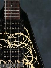Gibson 1984 Designer Series Custom Graphics Flying V White_7