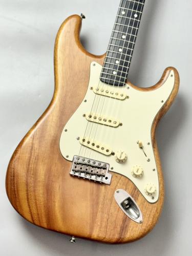 Fender Japan 【激レアUSED】【コアボディ&ネック】KOA Stratocaster 1980年代製 【3.38KG】