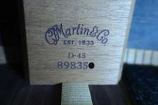 Martin D-45 Standard / Solid Spruce Top・Solid Rosewood Side and Back・Vertical Logo・Solid Abalone Trim & Rosette・Solid Mahogany Neck・ Ebony Fingerboard and Bridge・With Fishman Matrix Pickup【With Original Hard_15