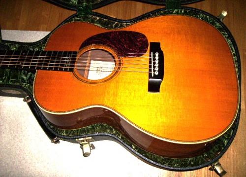 Martin OOO-28EC 
