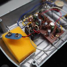 Roland AF-60 BeeGee_8