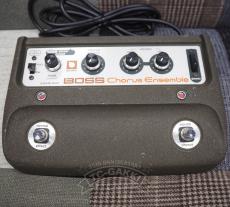 BOSS CE-1 Chorus Ensemble_5