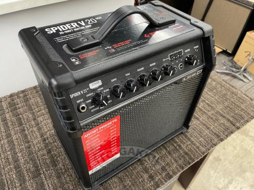 LINE 6 Spider V20 MKII