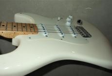 Fender Jimmie Vaughan Stratocaster._7