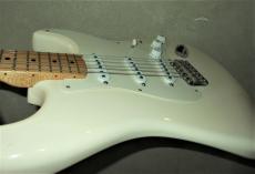 Fender Jimmie Vaughan Stratocaster._8