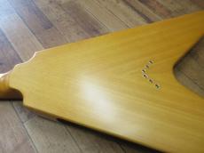 Epiphone 1958 Korina Flying V aged natural_5