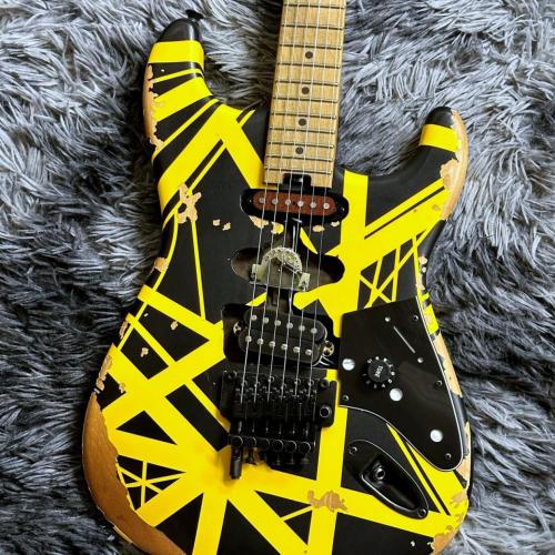 EVH Limited Edition Striped Series Frankenstein Frankie Black with Yellow Stripes,Aged
