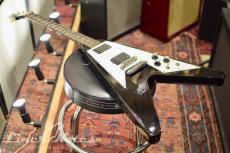 Gibson 1997 Flying V '67 Reissue w/EMG81 (Ebony)_3