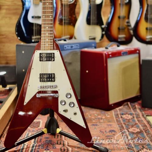 Gibson 2000 Flying V '67 Reissue (Cherry)