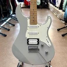 YAMAHA Pacifica 112VM