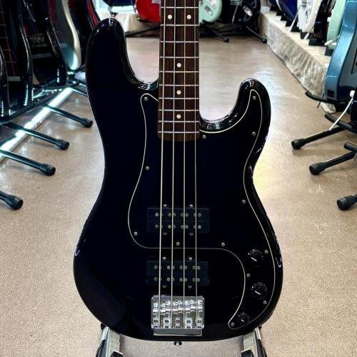 Fender Blacktop Precision Bass