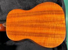 Kamaka TIPLE_3