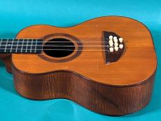 Kamaka TIPLE_4