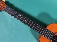 Kamaka TIPLE_7