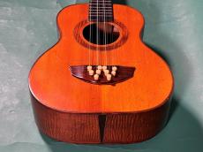Kamaka TIPLE_11