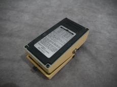 BOSS AW-2 Auto Wah_3