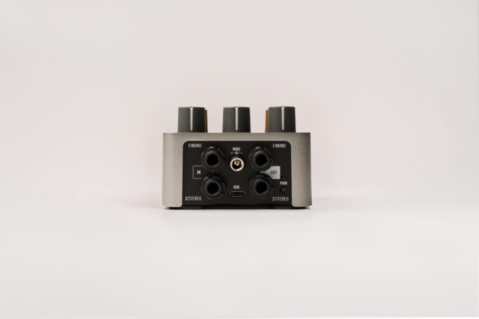 ギター OX STOMP UAFX Universal Audio UAFX OX Stomp Dynamic Speaker Emulator