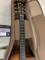Taylor 224ce-K DLX ハワイアンコア材仕様!ES-2 ピックアップ!_4