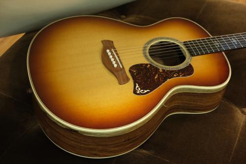 Taylor Gold Label 814e / SB 【2025年新製品】