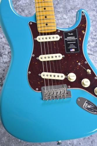 Fender American Professional II Stratocaster MN / Miami Blue [3.58kg]【ピックガード交換個体!!】