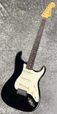 Fender FSR Limited Edition American Vintage II 1961 Stratocaster  Black #V2664736 ≒3.74kg_2