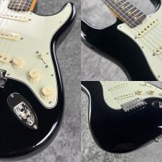Fender FSR Limited Edition American Vintage II 1961 Stratocaster  Black #V2664736 ≒3.74kg_3