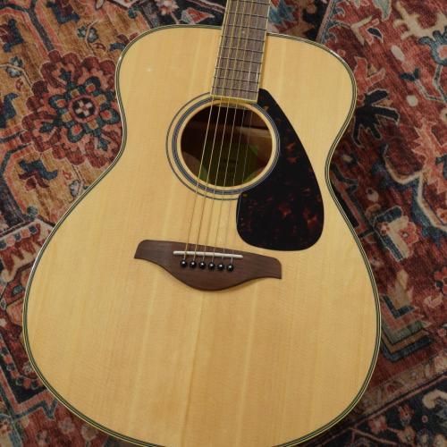 YAMAHA FS820 NT