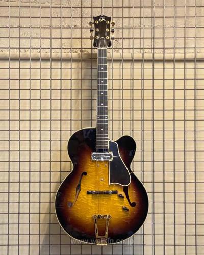 Archtop Tribute ATC350BK (2024 model)