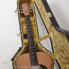 Maton RM808_8