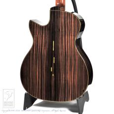 Julien Sublet (Guitares Julien Sublet) OM-Cutaway (Ebony)_4