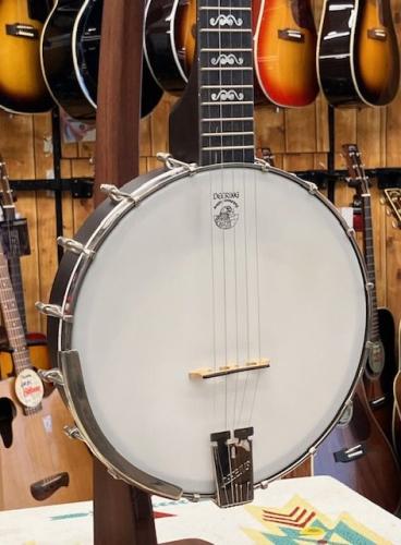Deering Artisan Goodtime Banjo