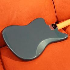Fender Made in Japan Traditional Late 60s Jazzmaster, Rosewood Fingerboard, Ocean Turquoise Metallic_9