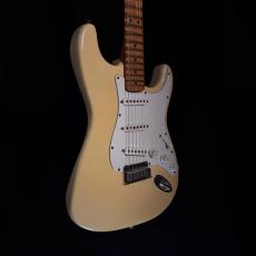 Fender Yngwie Malmsteen Stratocaster 1996【3.58kg】_3