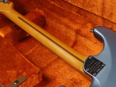 Fender American Ultra Luxe Vintage '60s Stratocaster Rosewood Fingerboard ~Ice Blue Metallic~_11