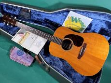 Martin D-18