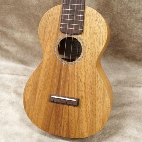 Martin C1K Uke #40010【コンサートサイズ】【現物写真】【指板良杢!】