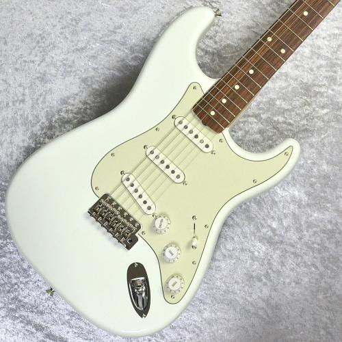 Fender Made in Japan Traditional 60s Stratocaster Rosewood Fingerboard 【Olympic White】