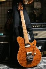 MUSIC MAN AXIS EX Translucent Gold G Serial_11