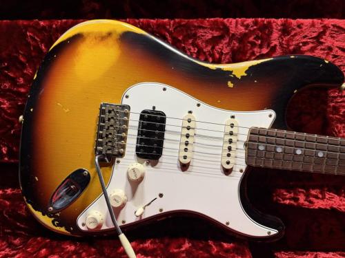 Fender Custom Shop Fender Custom Shop '69 SSH Stratocaster Heavy Relic / 3 Color Sunburst